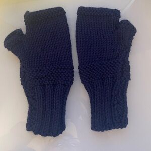 Woman's handmade fingerless gloves Blue